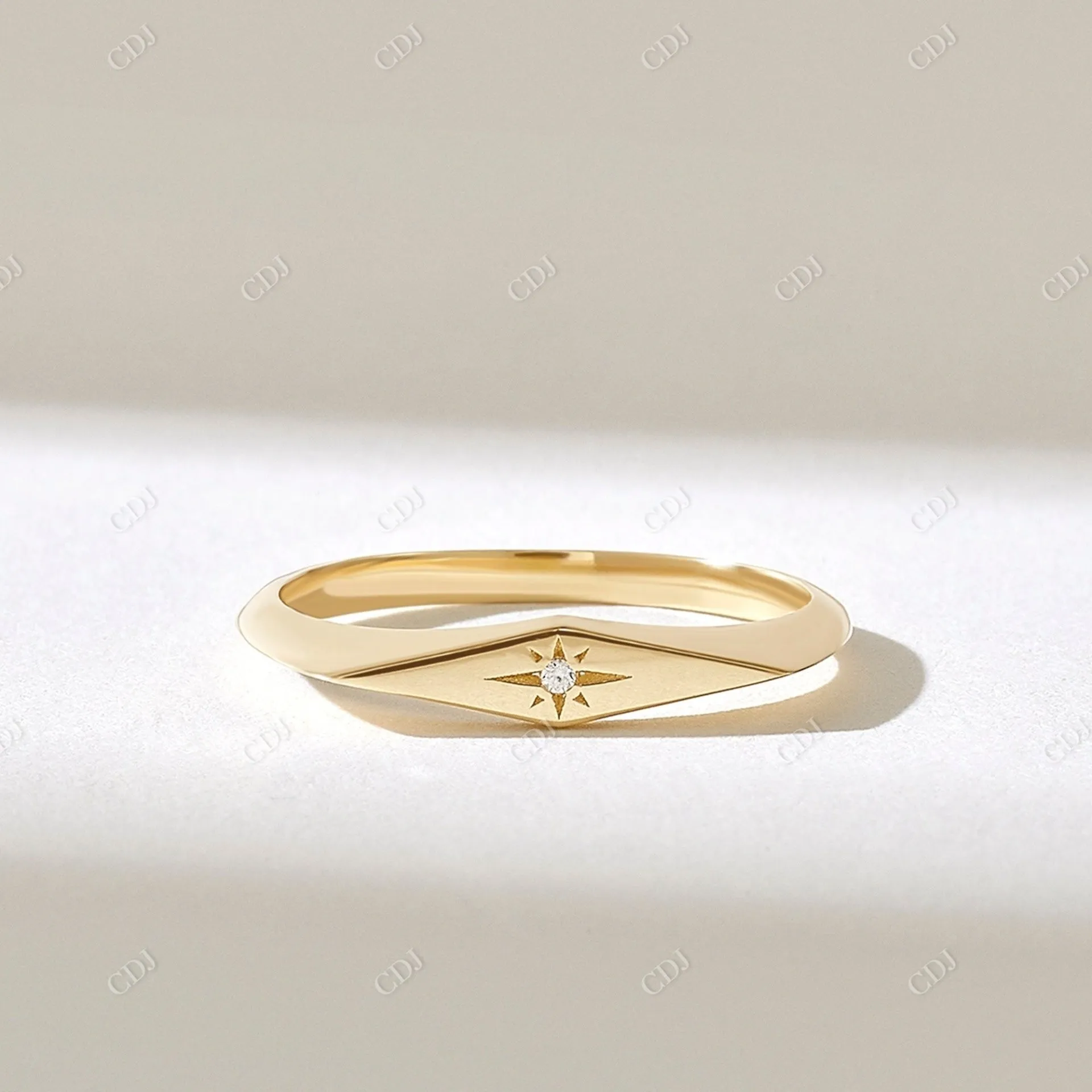 0.01CTW Diamond Iconic Rhombus Star Wedding Band