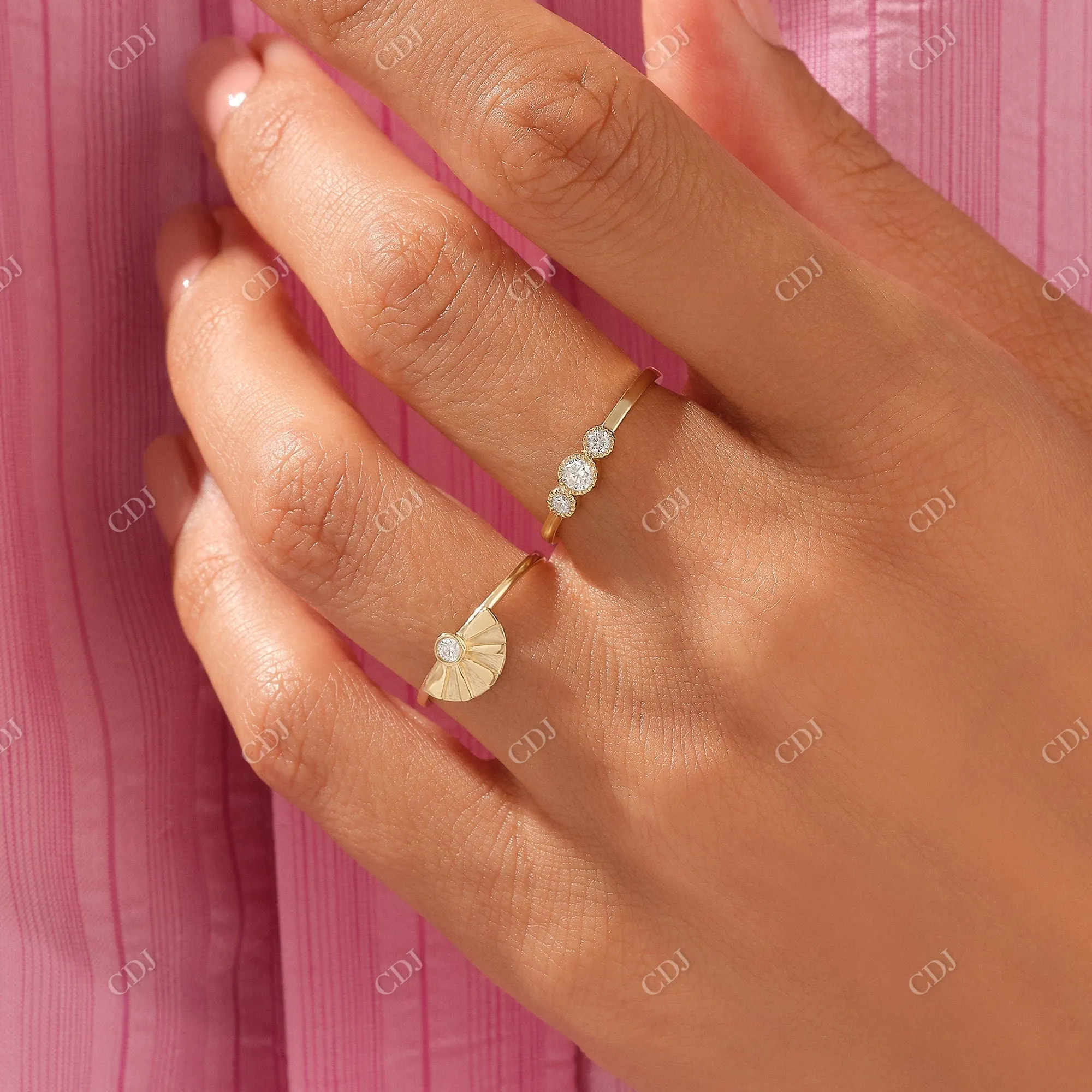 0.05CT Round Natural Diamond Antique Sunshine Ring