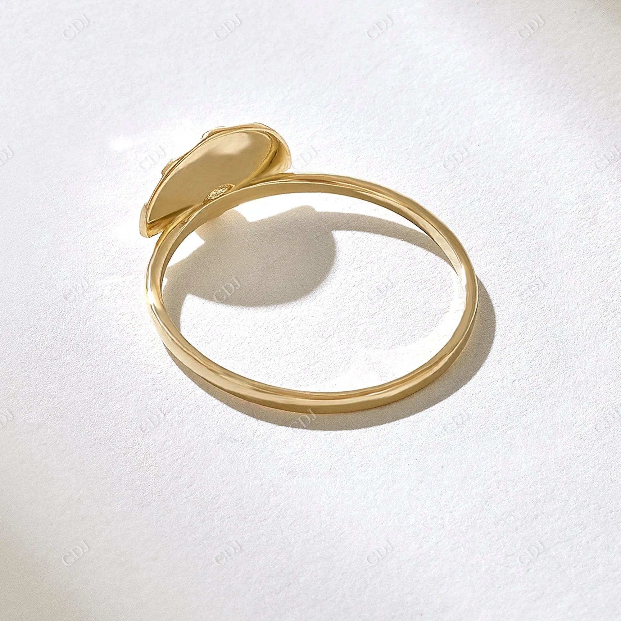 0.05CT Round Natural Diamond Antique Sunshine Ring