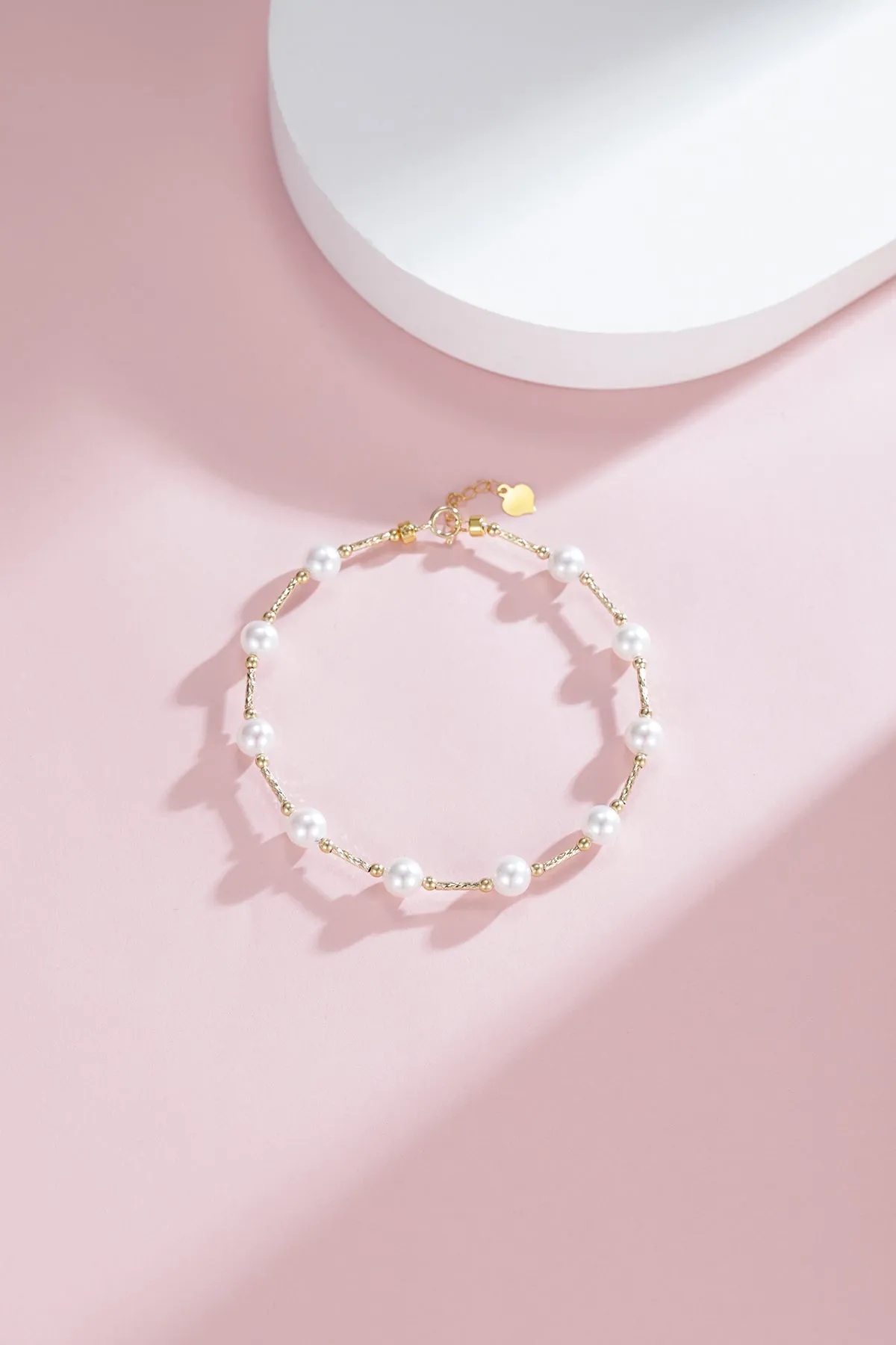 6-7mm Freshwater Pearl Tincup Bracelet 18K Gold