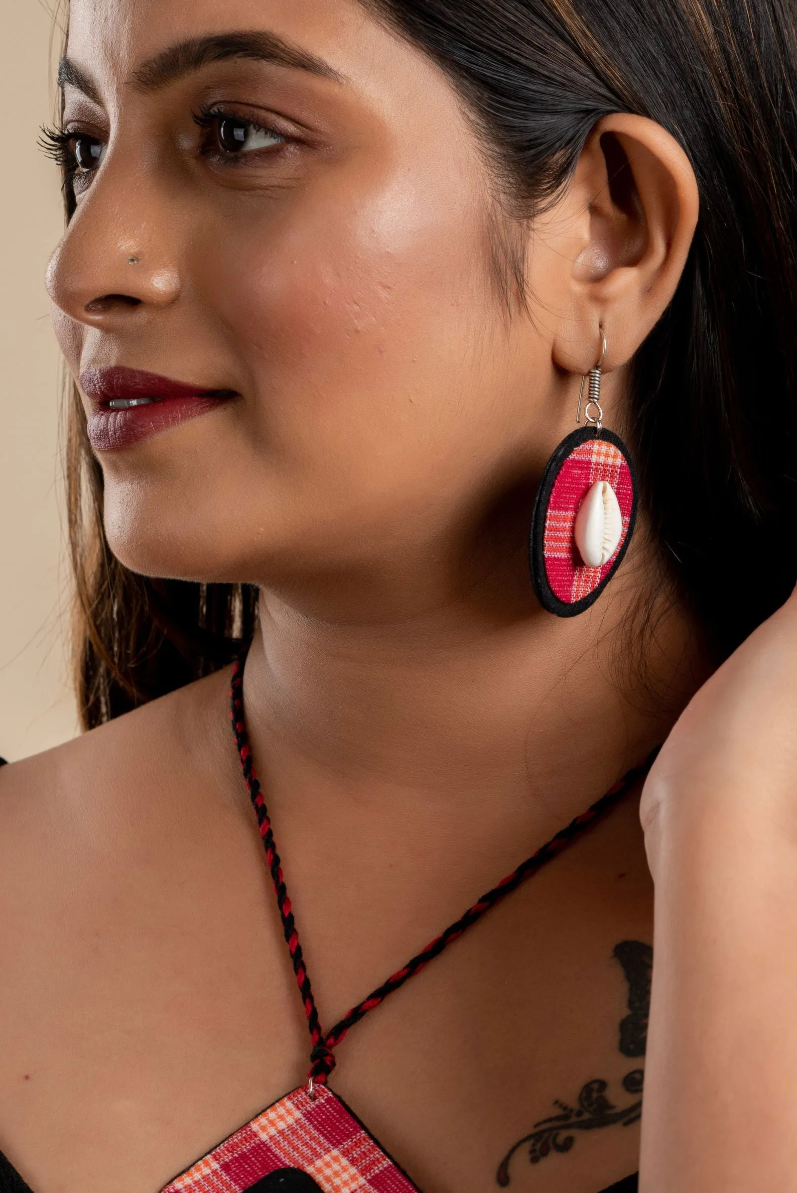 Handcrafted Red and Black Gamcha Fabric Neckpiece Jewelry Set: Adjustable Dori with Earrings for Women