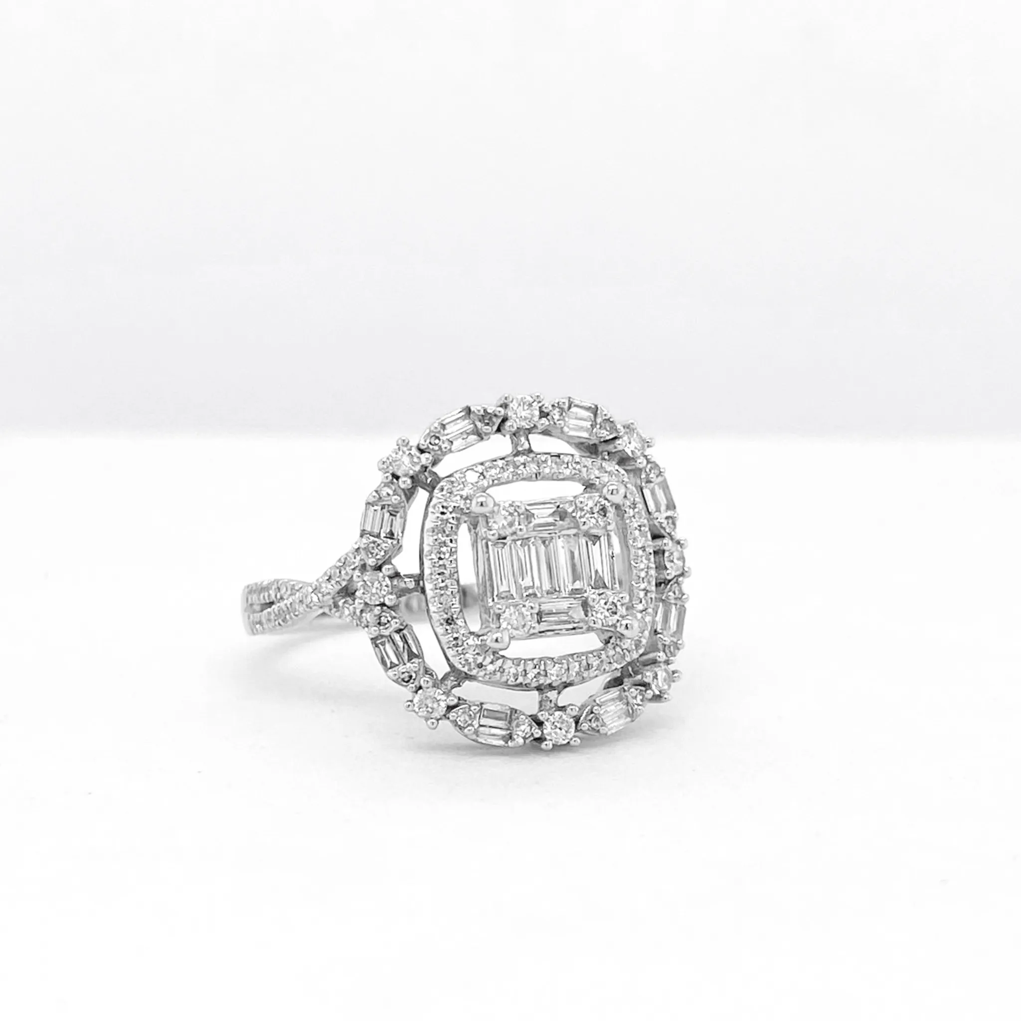 #LVNA2024 |  Cushion Baguette Floral Diamond Ring 14kt