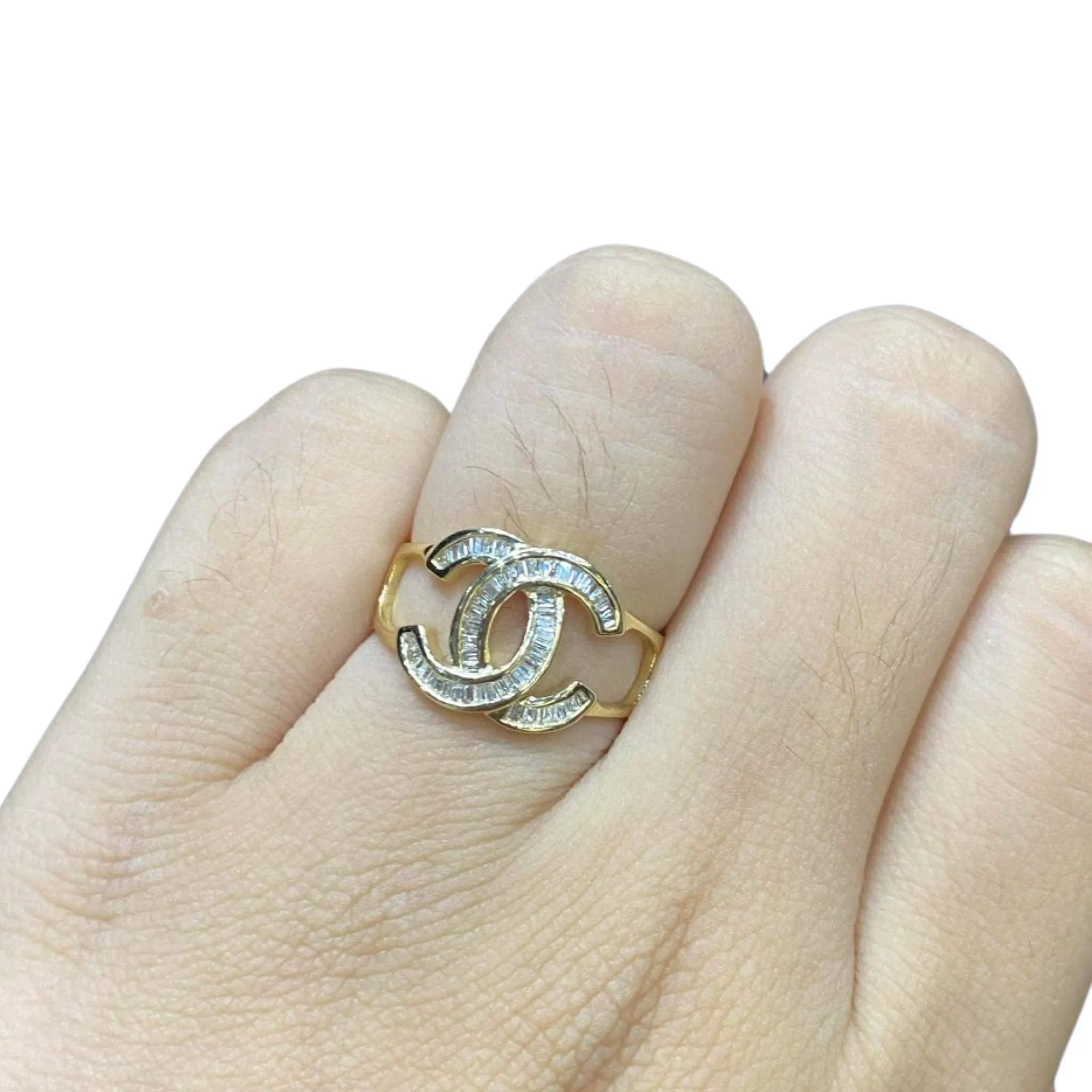 #LVNA2024 | Golden C Shape Diamond Ring 14kt