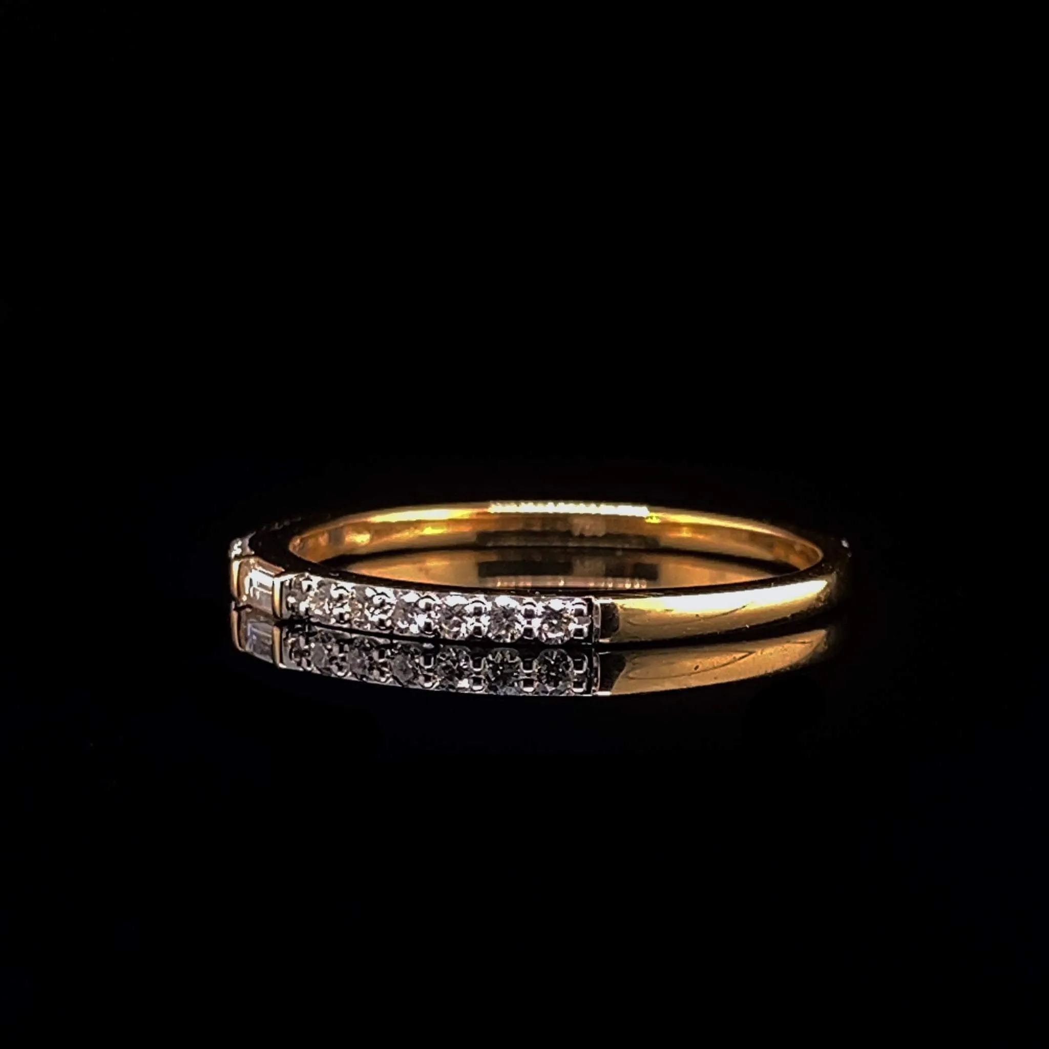 #LVNA2024 | Golden Dainty Half Eternity Diamond Ring 18kt
