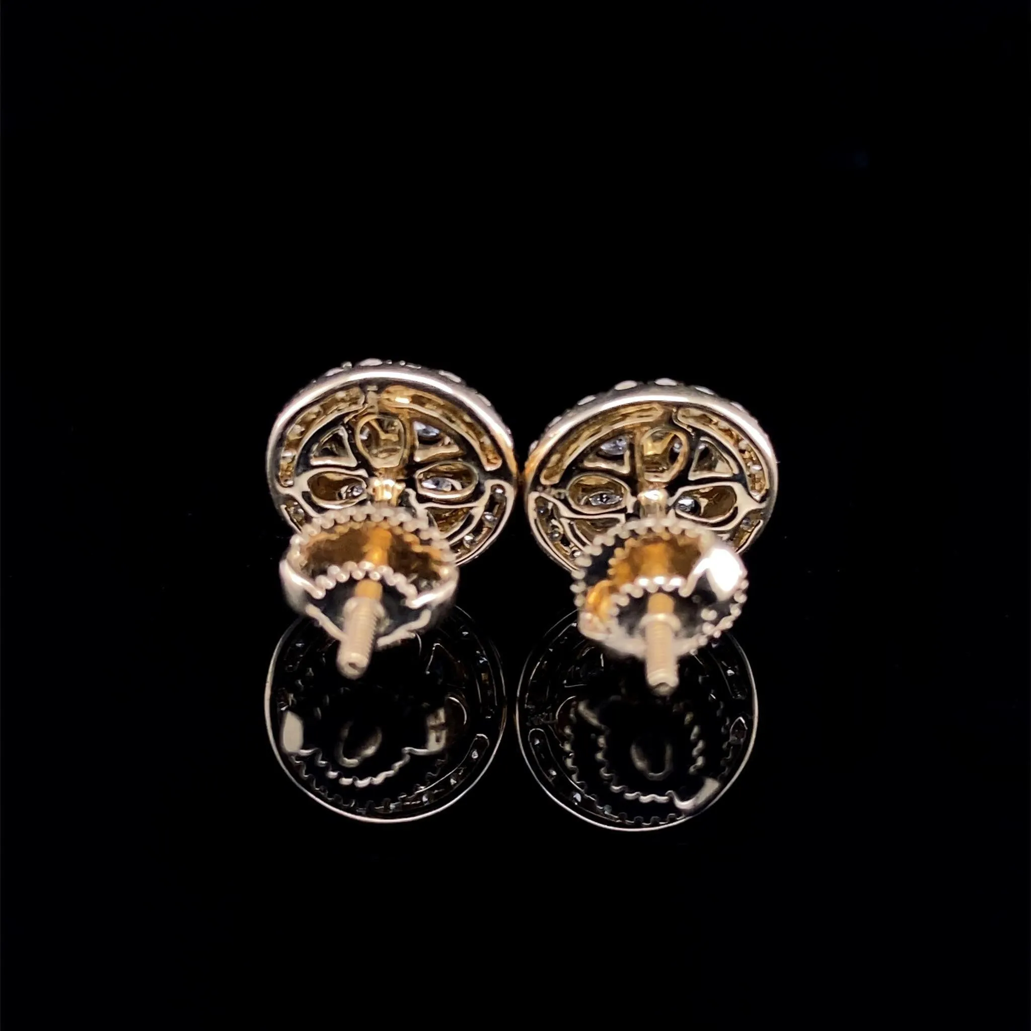 #LVNA2024 | Golden Round Halo Diamond Stud Earrings 14kt