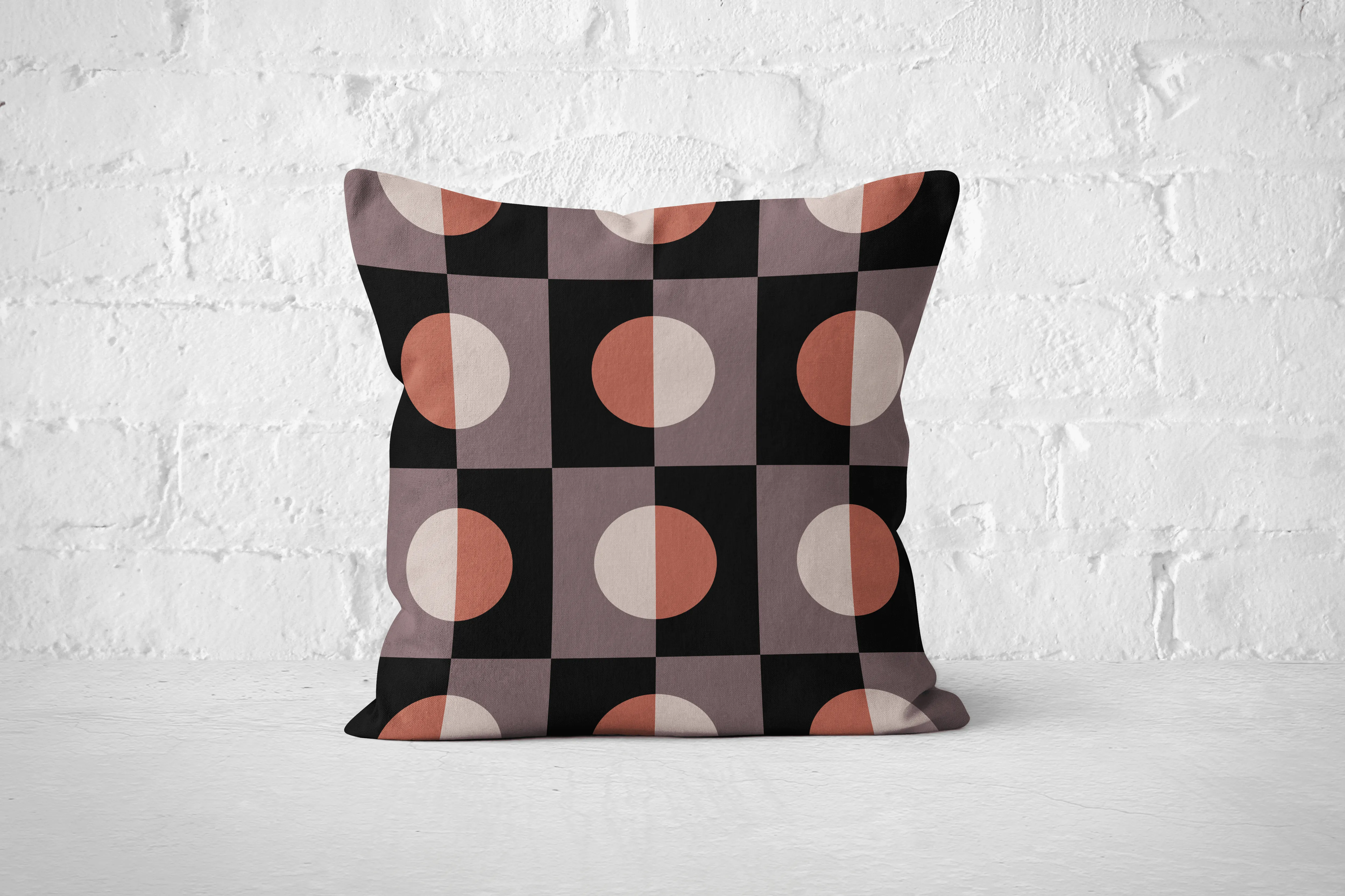Modern Checkered Circle Woven Pillow