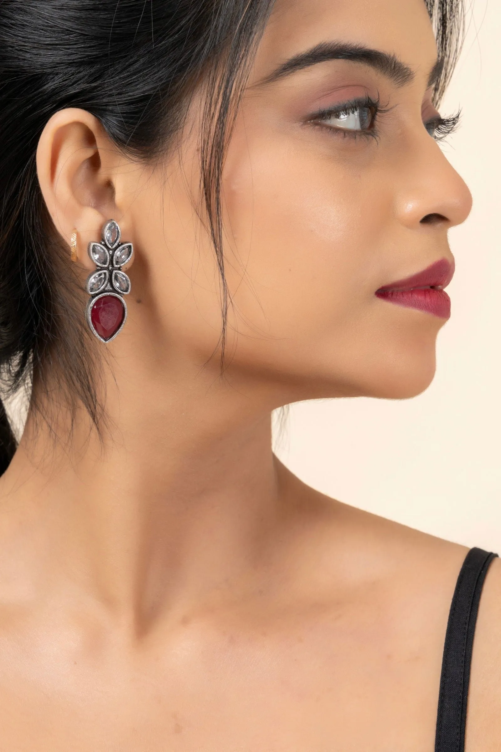 Oxidized Silver with White and Red Cubic Zirconia Stones Stud Earrings for Elegant Style