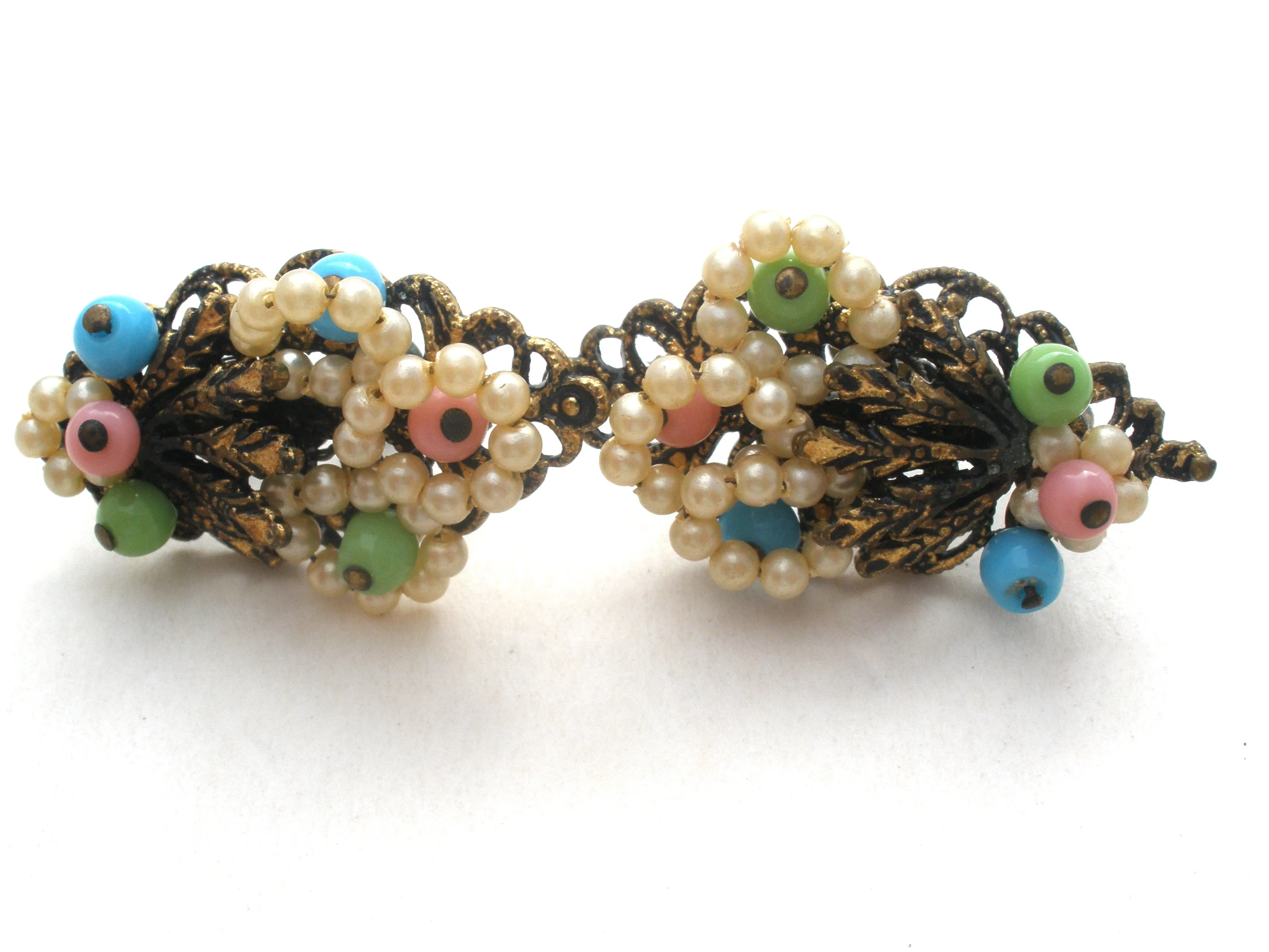 Pearl & Bead Screwback Earrings Vintage